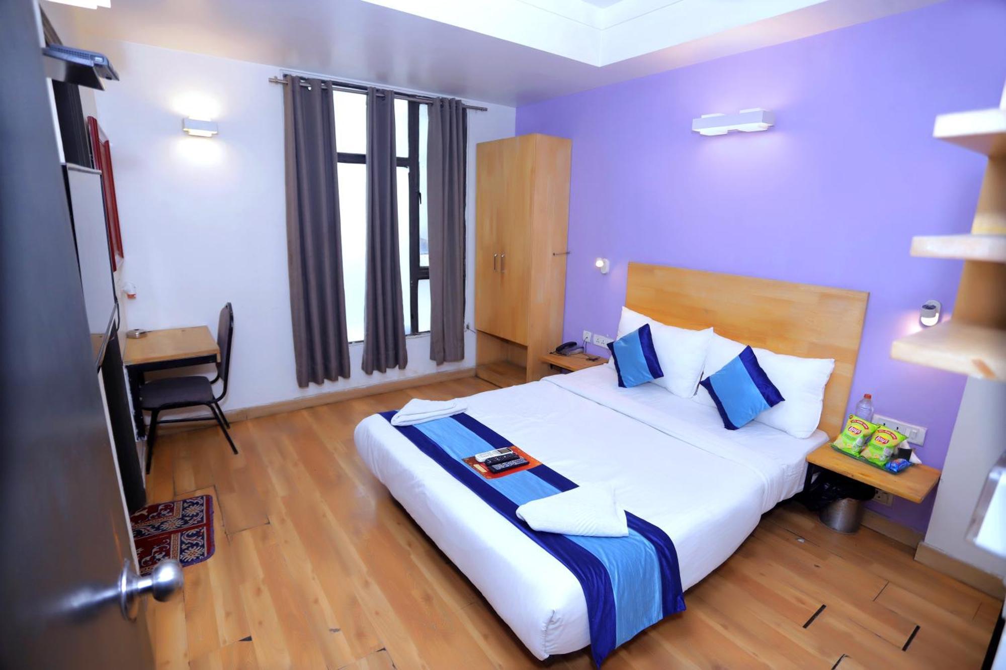 Hotel The Centrum - Nfc New Delhi Bagian luar foto
